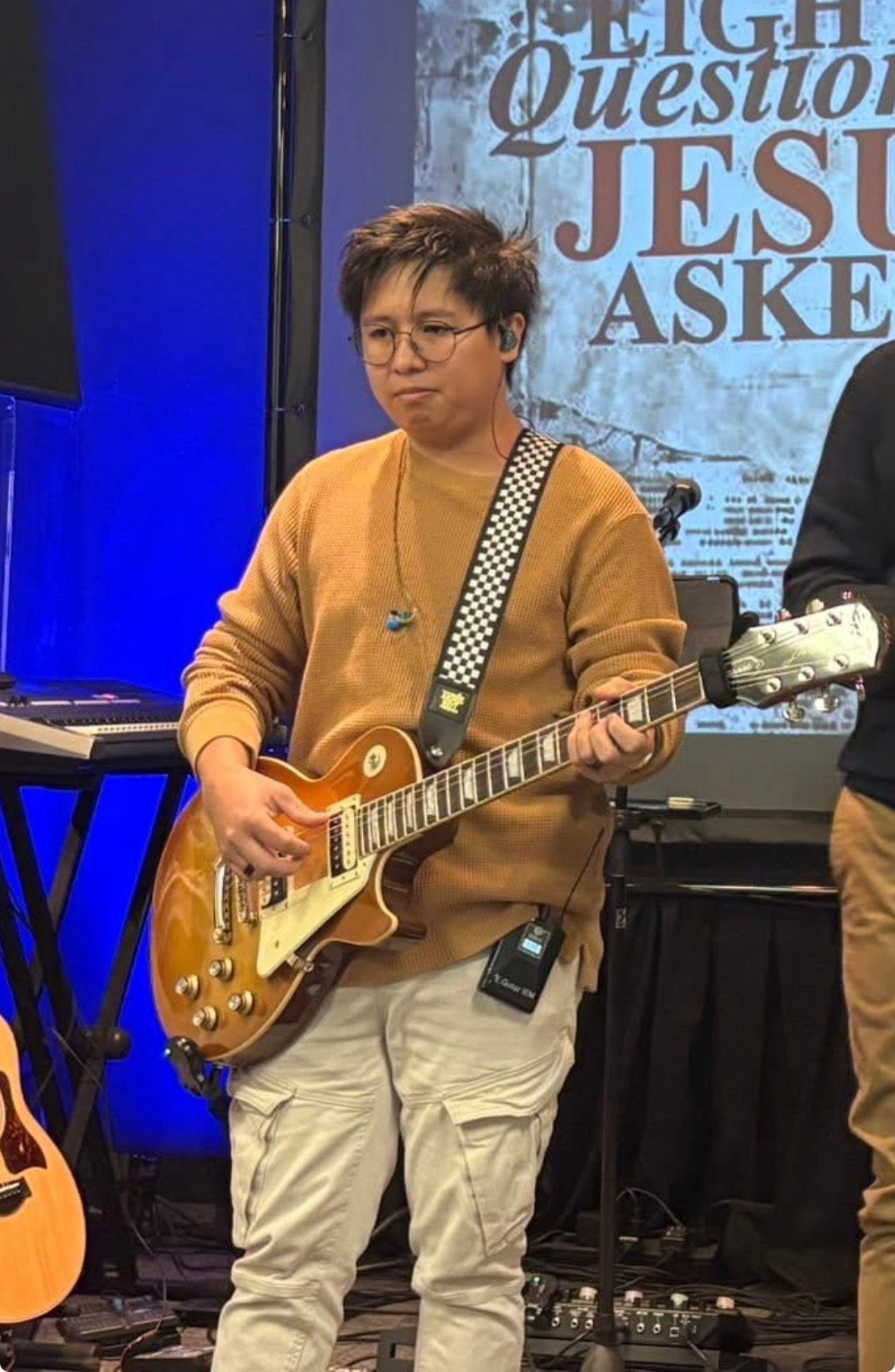 Renz Apelacio 